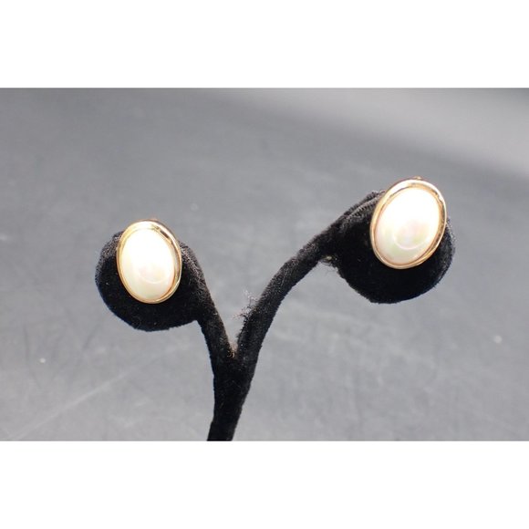Christian Dior Oval Gold Tone Clip Earrings with Faux Pearl signed - Picture 1 of 5